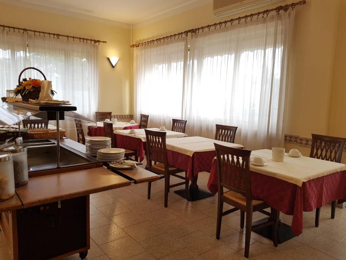 Hotel Patrizia Marina di Massa Dış mekan fotoğraf