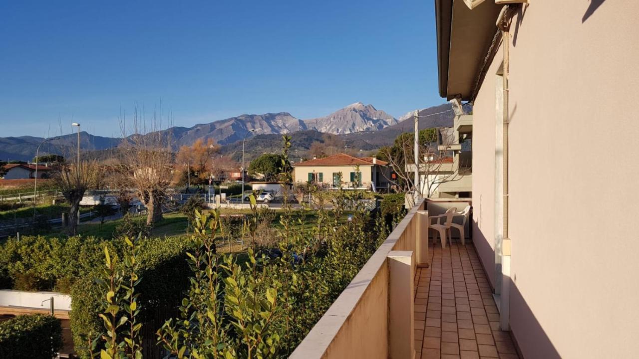 Hotel Patrizia Marina di Massa Dış mekan fotoğraf